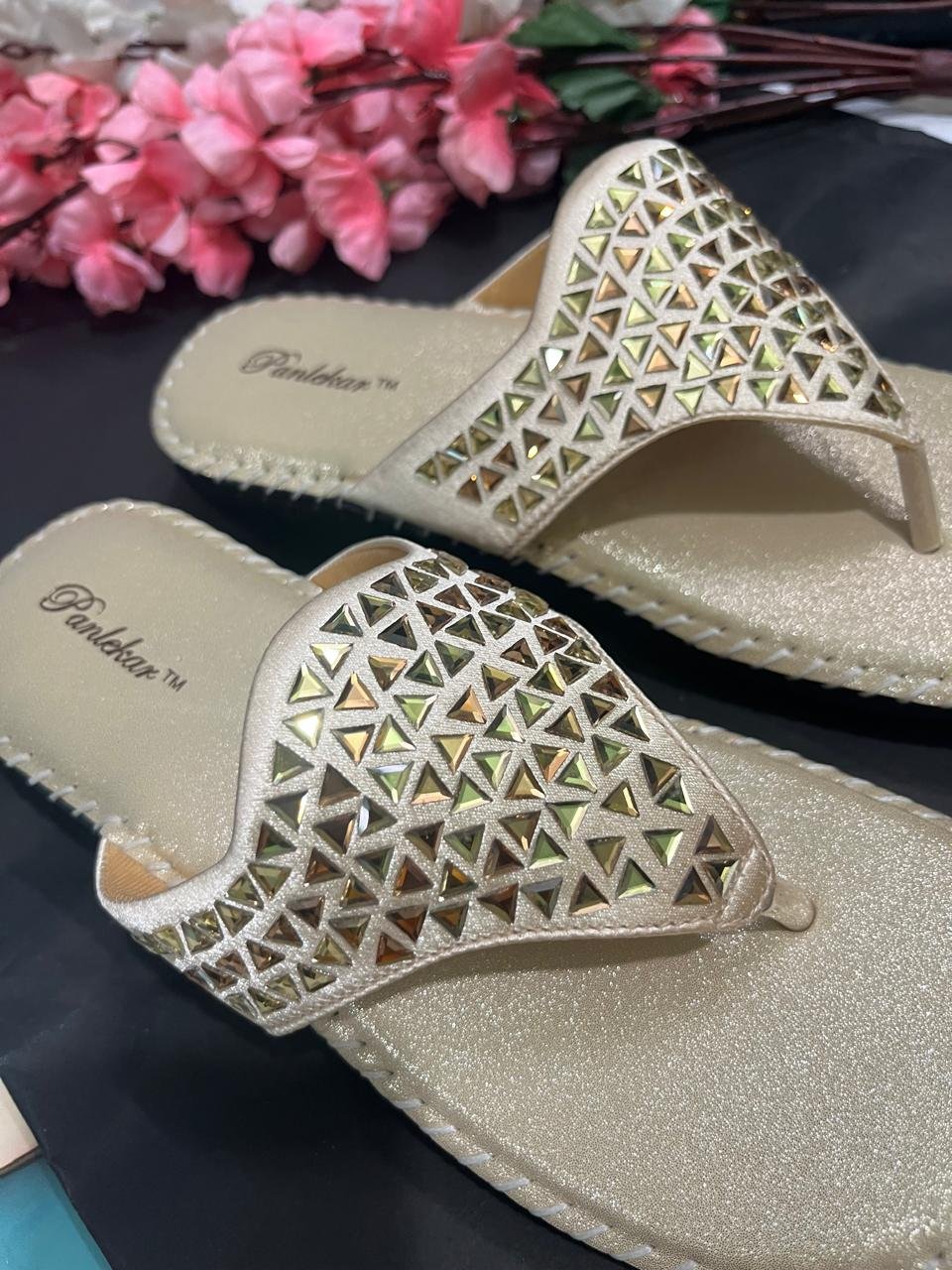 Beige ethnic slip-on sandals - Image 3